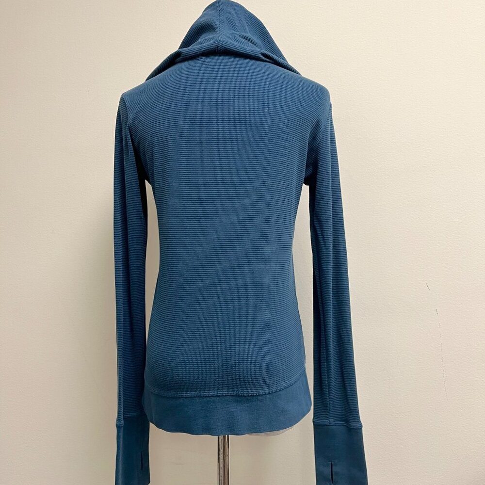 Patagonia thermal hooded zip top blue cotton M thumbholes - Picture 6 of 7